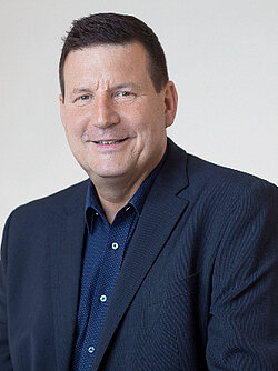 Raymond Walke