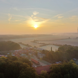 Sonnenaufgang über dem Gut Adolphshof